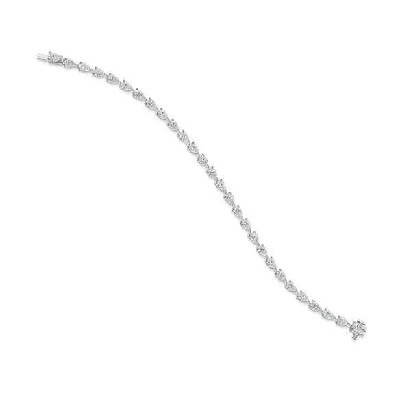 Pear Cut Diamond Tennis Bracelet in 18K Gold